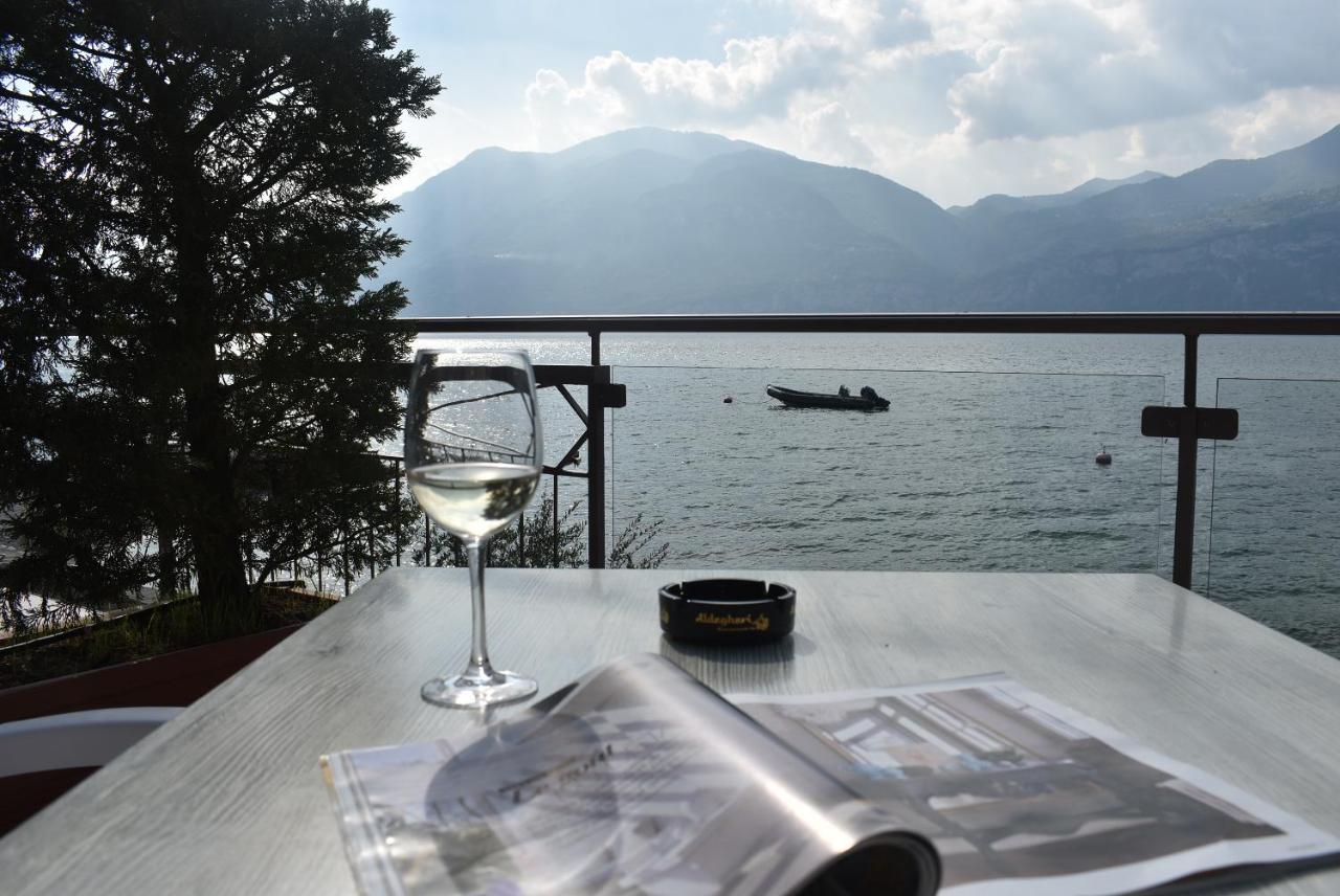 Hotel Garni Vela D'Oro Brenzone sul Garda Ngoại thất bức ảnh